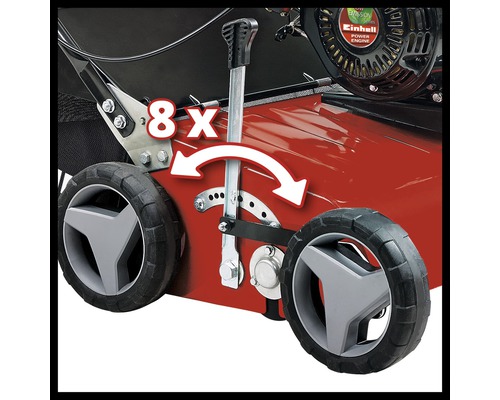 Detailansicht eines Rasenlüfters mit 8-facher Tiefeneinstellung