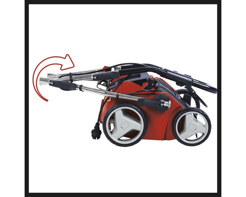 Zusammengeklappter Rasenlüfter mit Pfeil, der die Bewegung des Griffs andeutet