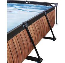 Detailansicht eines Frame-Pools mit Holzoptik und Stahlrahmen