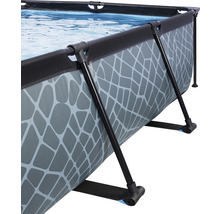 Detailansicht eines Frame Pools mit Steinmuster