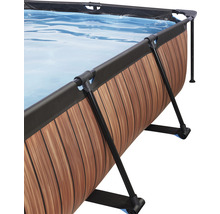 Detailansicht eines Frame Pools mit Holzoptik und Stahlrahmen