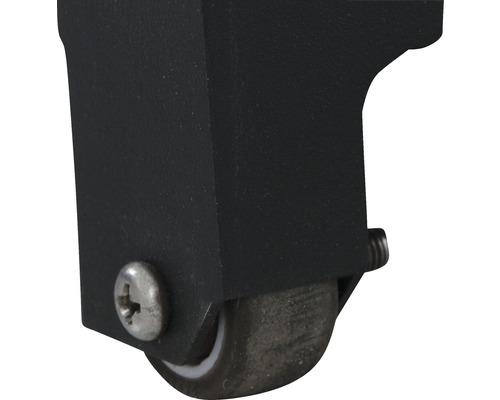 Detailansicht einer Möbelrolle an einem Möbelstück