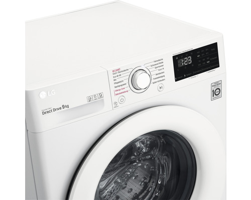 Nahaufnahme einer weißen LG Waschmaschine mit Direct Drive und 9 kg Fassungsvermögen