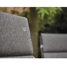 Detailansicht eines Gartenstuhls mit Siena Garden Logo.