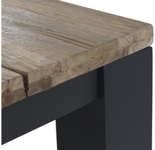 Detailansicht eines Tisches mit Tischplatte aus Holz und Metallbeinen