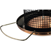 Detailansicht eines Vogelhauses mit Metallgitter und Griff