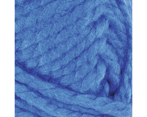 Knäuel aus grobem, blauem Strickgarn