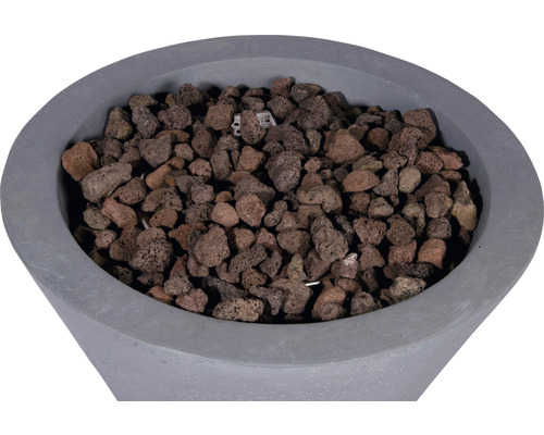 Feuerstelle mit Lavasteinen