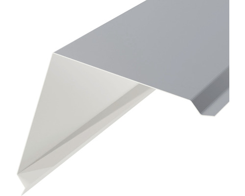 Detailansicht eines Ortgangblechs