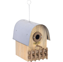 Vogelhaus aus Holz mit Metalldach und kleinem Zaun