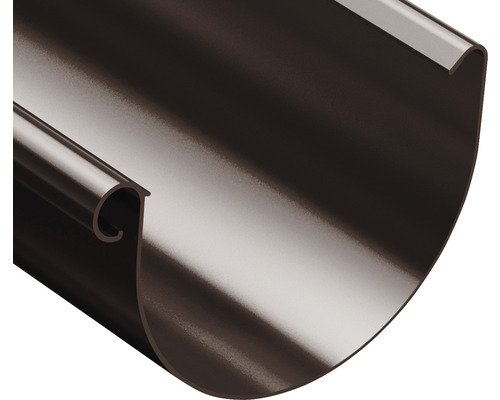 Dachrinne aus Metall im Detail