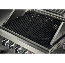 Grill mit Grillrost aus Metall