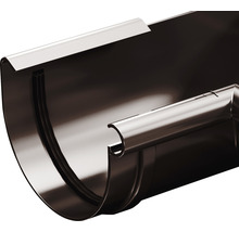 Dachrinne aus Metall im Detail