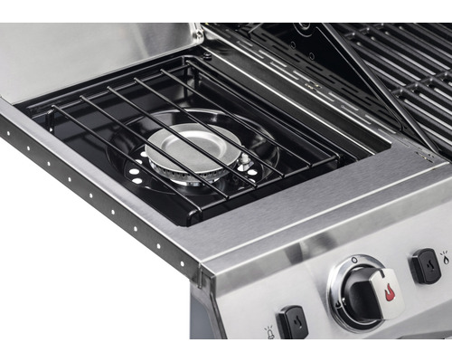 Detailansicht eines Gasgrills mit Seitenbrenner