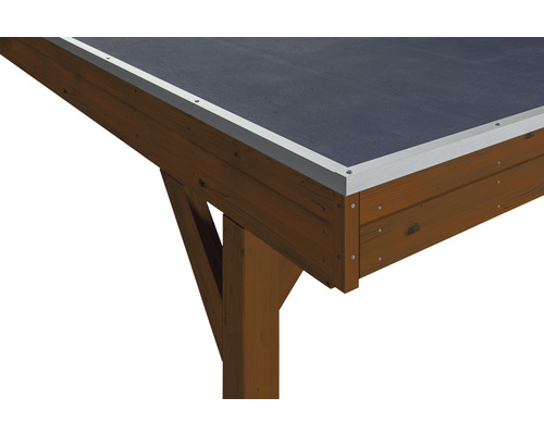 Dachkonstruktion aus Holz mit Bitumenabdichtung und Aluminiumabdeckung