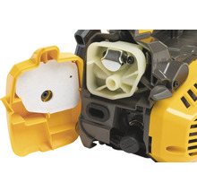 Detailaufnahme einer Kettensäge mit offenem Luftfilter