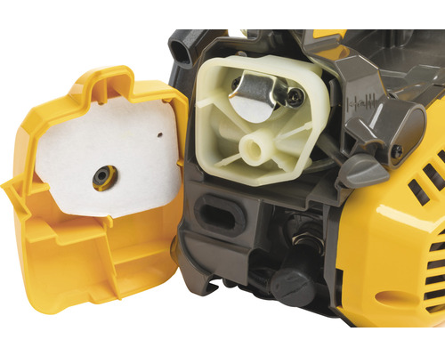 Detailaufnahme einer Kettensäge mit offenem Luftfilter