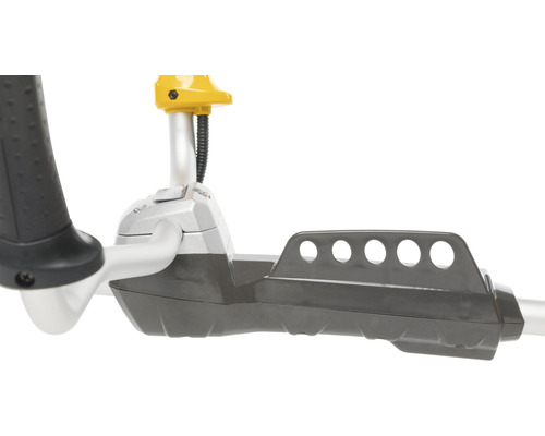 Detailansicht eines Rasentrimmers mit Griff