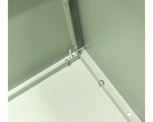 Detailansicht Innenseite Metallschrank mit Schrauben