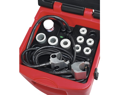 Rohrpresswerkzeug-Set im roten Tragekoffer mit Pressbacken, Verbindungskabel und Schmiermittel