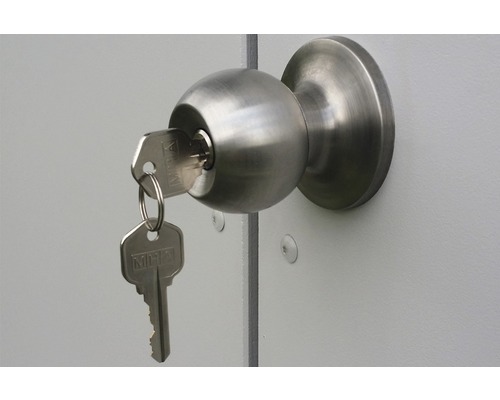 Türknauf mit Schlüssel im Schloss