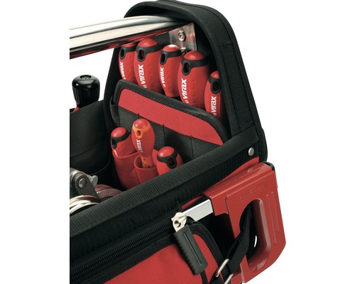 Detailansicht einer Werkzeugtasche mit Schraubendrehern