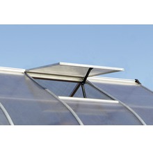 Geöffnetes Dachfenster eines Gewächshauses