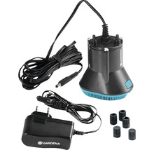 Gardena Regenfasspumpe mit Zubehör wie Netzteil und Anschlussstücken