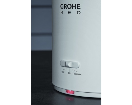 Detailansicht des Grohe Red Wasserkochers mit Ein- und Ausschalter sowie Urlaubsfunktion