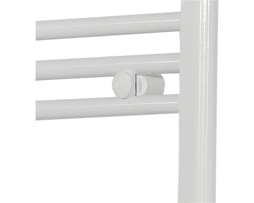 Detailansicht eines Heizkörpers mit Thermostatventil