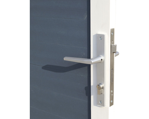 Nahaufnahme einer Tür mit silbernem Türgriff und Schloss