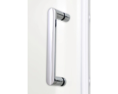 Griff aus Metall für eine Duschkabine