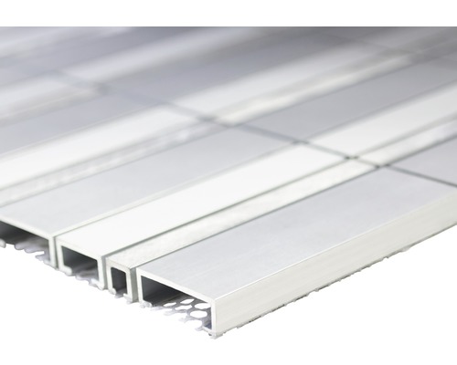 Aluminiumprofile im Querschnitt