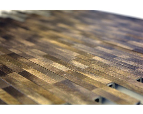 Mosaikfliese in Holzoptik