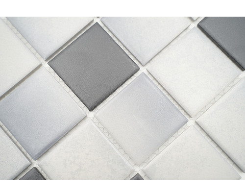 Detailansicht Mosaikfliesen in quadratischer Form