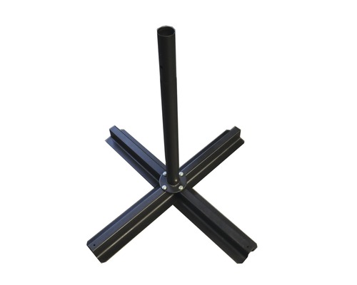 Schirmständer aus Metall mit Kreuzfuß