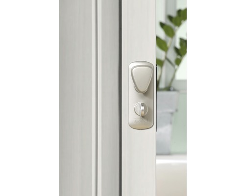 Türschloss an einer weißen Tür