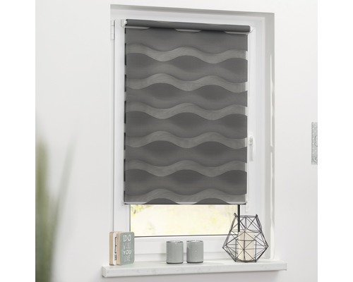 Graues Doppelrollo am Fenster für Sichtschutz und Verdunkelung