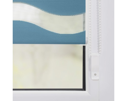 Fensterrollo mit abwechselnden transparenten und undurchsichtigen Streifen