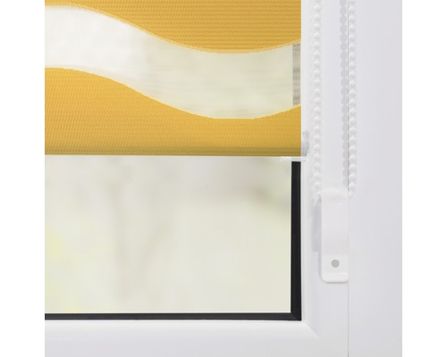 Fenster mit Doppelrollo zur Lichtregulierung