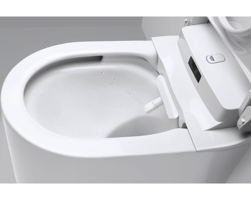 Weißes Dusch-WC mit Wasserstrahl