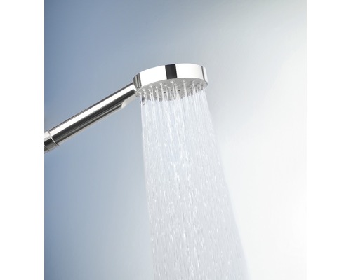 Handbrause mit laufendem Wasser