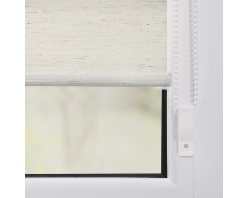 Rollo am Fenster mit Kettenzugbedienung