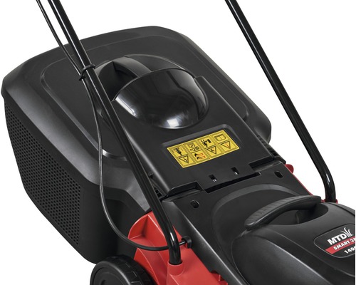 Detailansicht eines MTD Smart 395 PO Rasenmähers mit Fangkorb