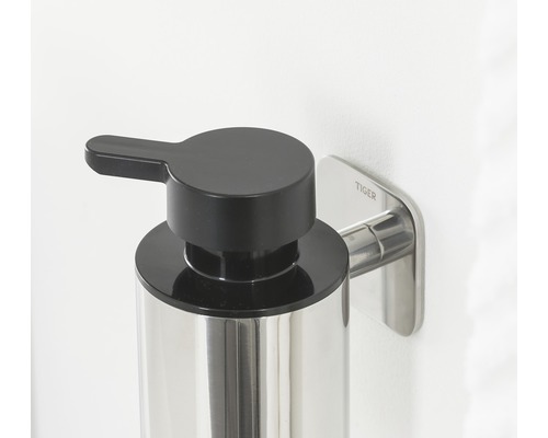 Seifenspender aus Edelstahl zur Wandmontage