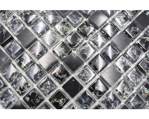 Mosaikfliesen aus Glas und Stein