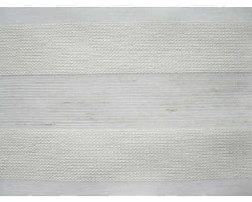 Detailansicht eines Rollos mit Streifenmuster