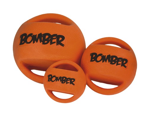 Drei orangefarbene Bomber Hundespielbälle in verschiedenen Größen