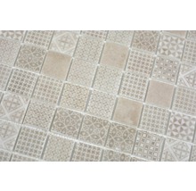 Mosaikfliesen mit verschiedenen Musterdesigns