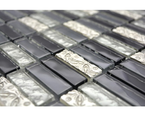 Mosaikfliese mit Glas und Ornamenten